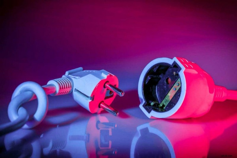 Color Gels vs. RGBW LEDs for Photography: A Comprehensive Comparison