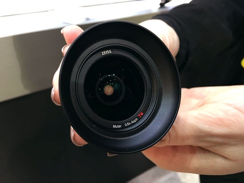 Zeiss & ExoLens Partner to Create Premium Smartphone Camera Lenses