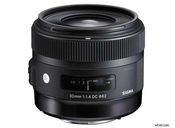 Sigma 30mm f/1.4 DC HSM Lens Review: A Refreshed Standard for Crop Sensor Cameras