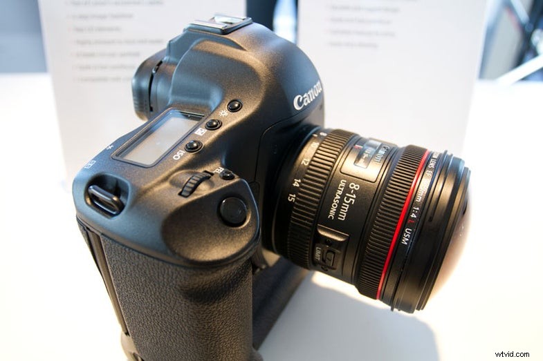 Canon EF 8-15mm f/4L USM Fisheye Lens Review: First Impressions