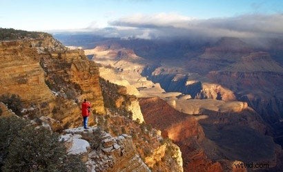 Dangerous Photo Spots: Stunning Locations with Hidden Dangers