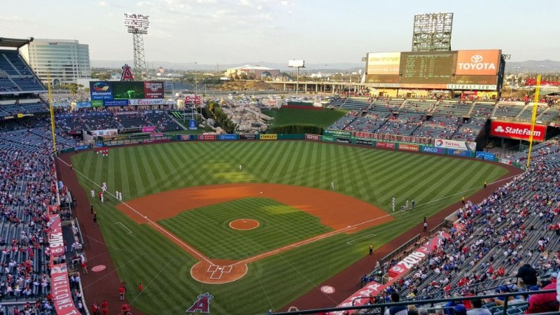 Ultimate 7-Day West Coast Baseball Road Trip Guide 2026