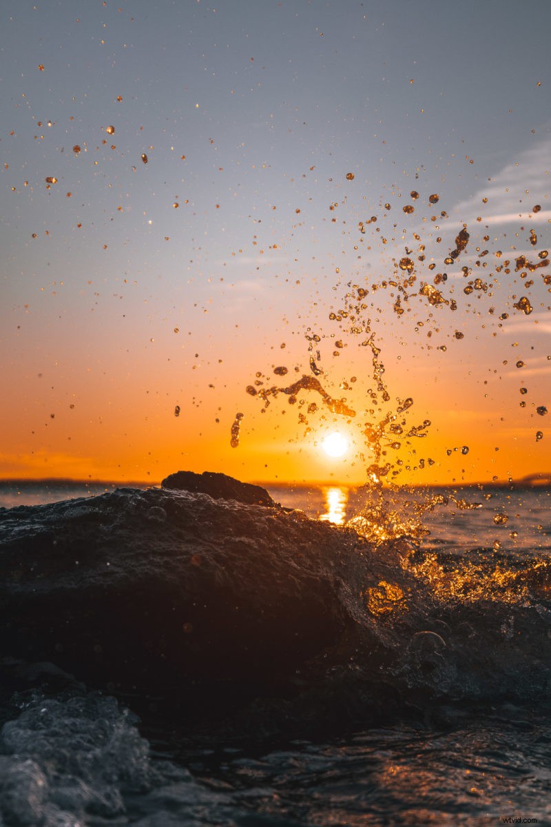 Mastering Golden Hour Photography: Camera Settings & Tips