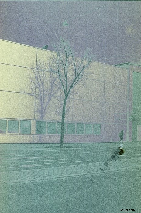 Expired Film Photography: A Guide to Creative Results & Sourcing