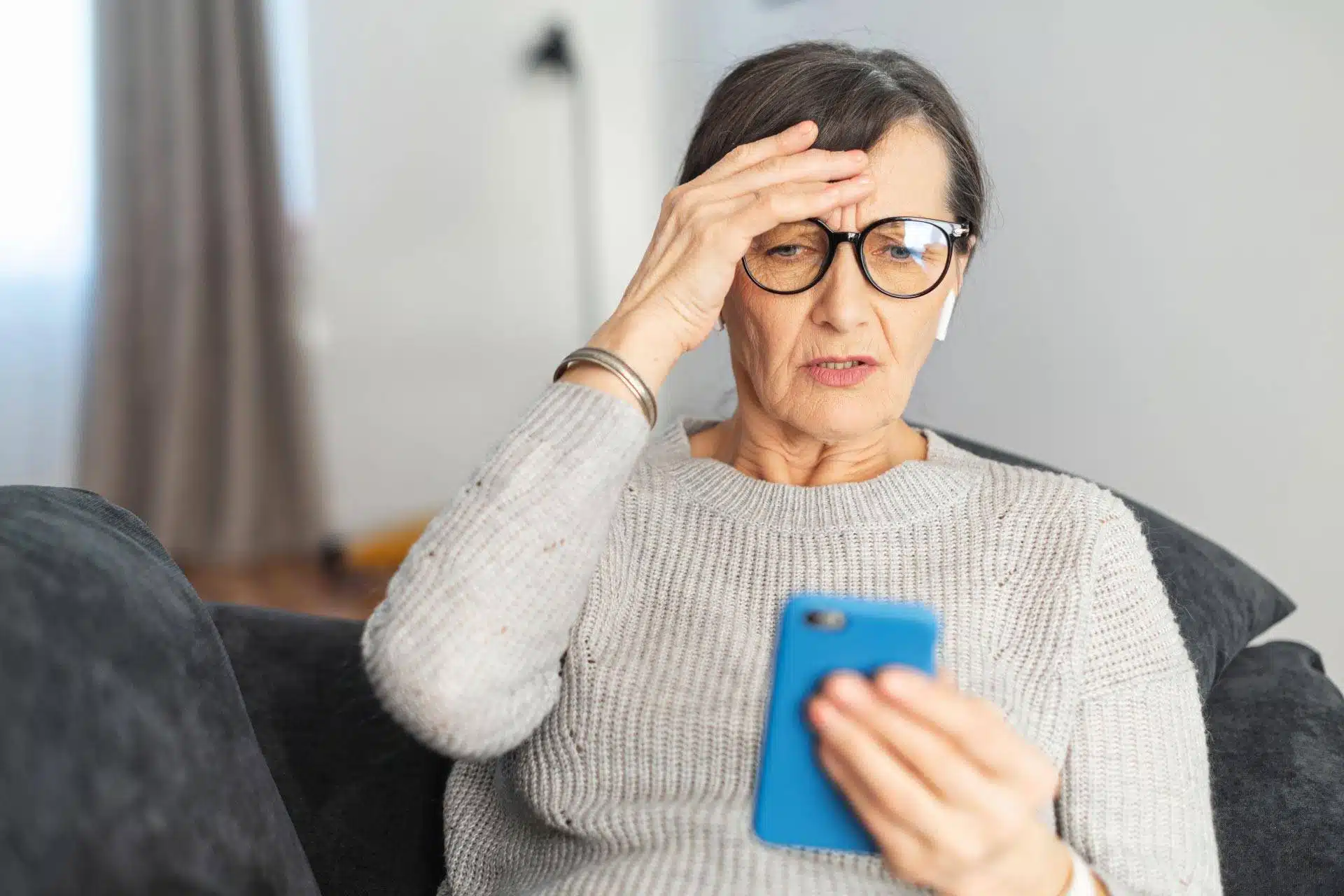 Smartphone Lifespan: Factors & How to Extend It