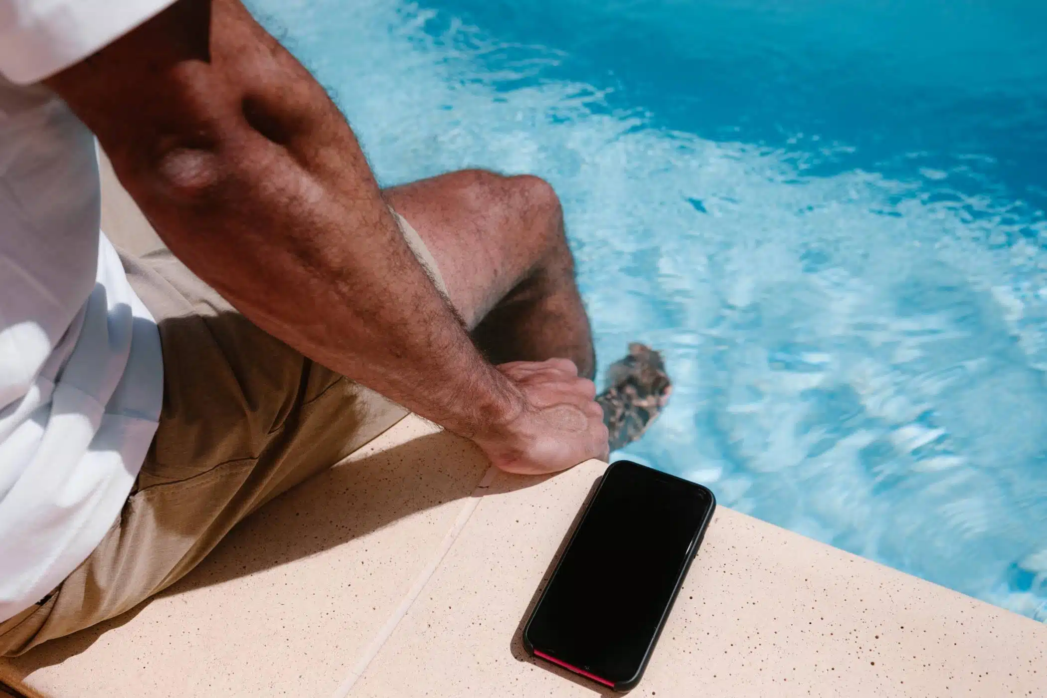 Protect Your Electronics from Summer Temperature Swings | The Lab
