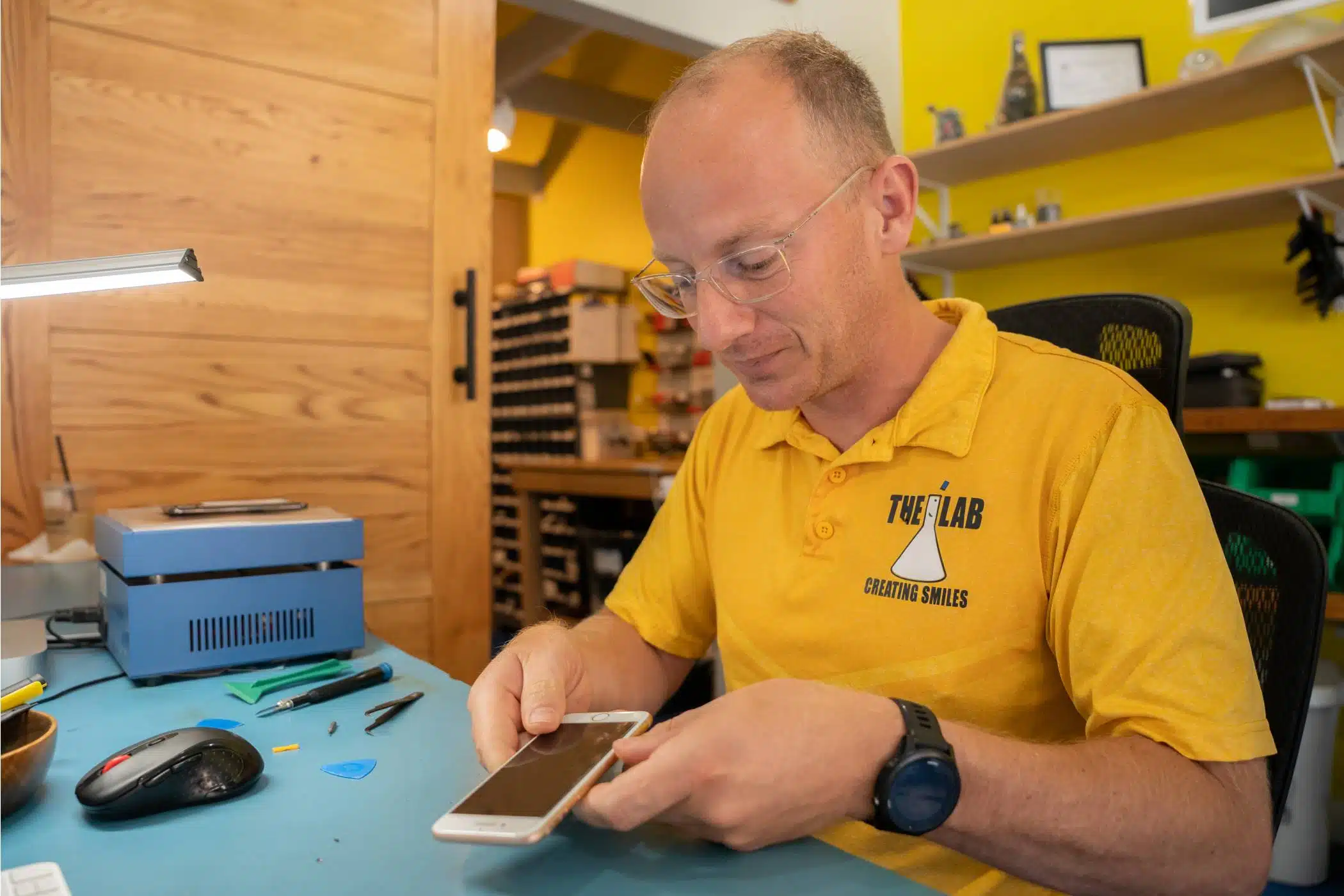 Phone Repair Process: What to Expect at The Lab