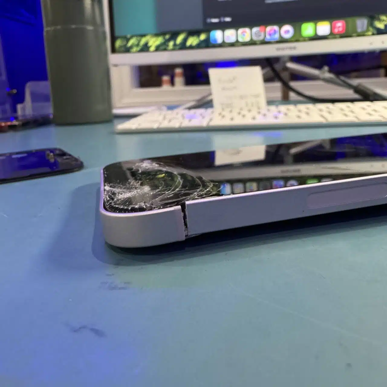 iPhone 14+ Right to Repair: Genuine Apple & OEM Screens Now Available