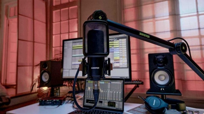 Shure SM4: Elevate Your Home Recording with Superior Sound & RF Blocking