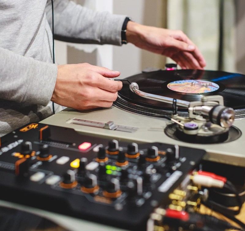 Beginner s Guide to DJ Equipment: Building Your First Setup