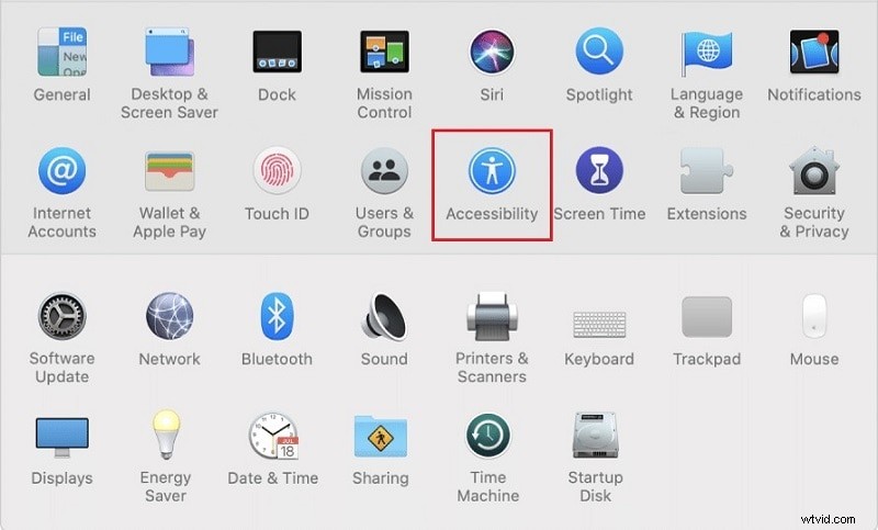 How to Zoom in Minecraft 2026: 6 Expert Techniques for Java & Bedrock