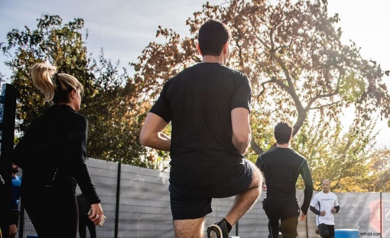 How to Choose the Best Background Music for Workout Videos – Tips & Tools