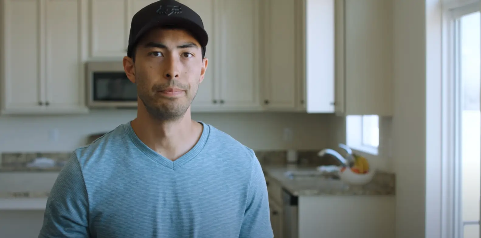 Professional Video Interview Backgrounds: Tips & Ideas