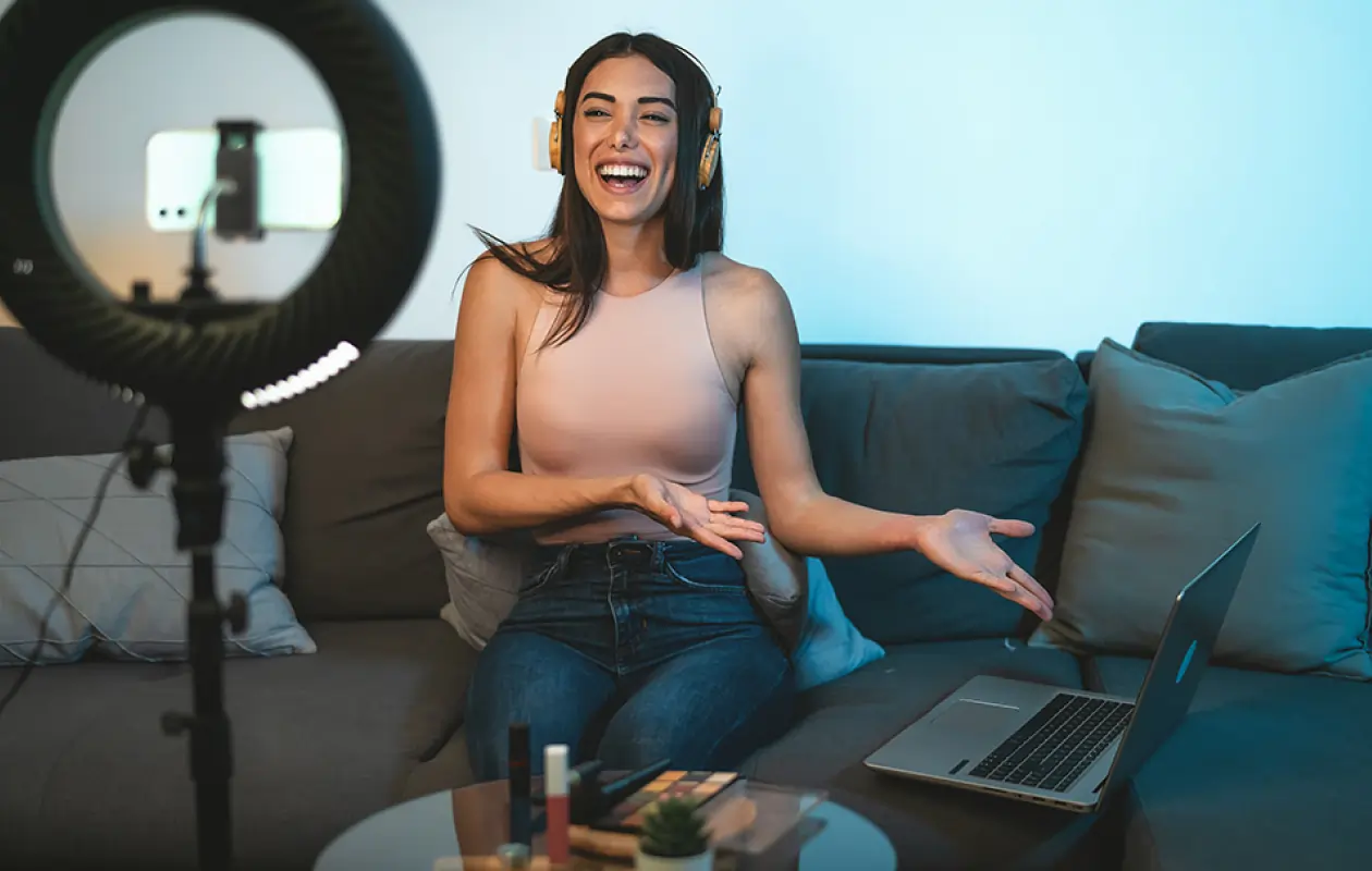 Best Buzzsprout Alternatives for Podcast Hosting in 2026 & Webinar Cost Breakdown