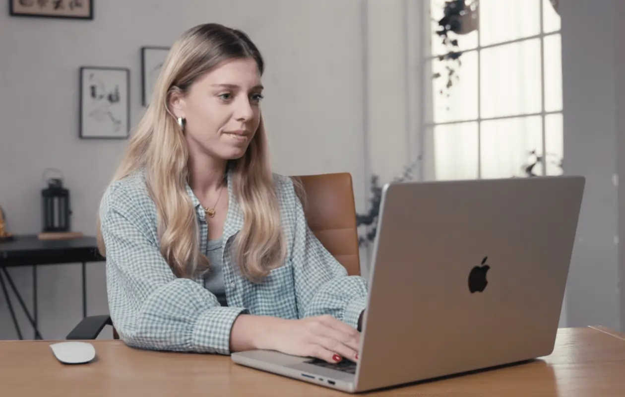 Best Buzzsprout Alternatives for Podcast Hosting in 2026 & Webinar Cost Breakdown