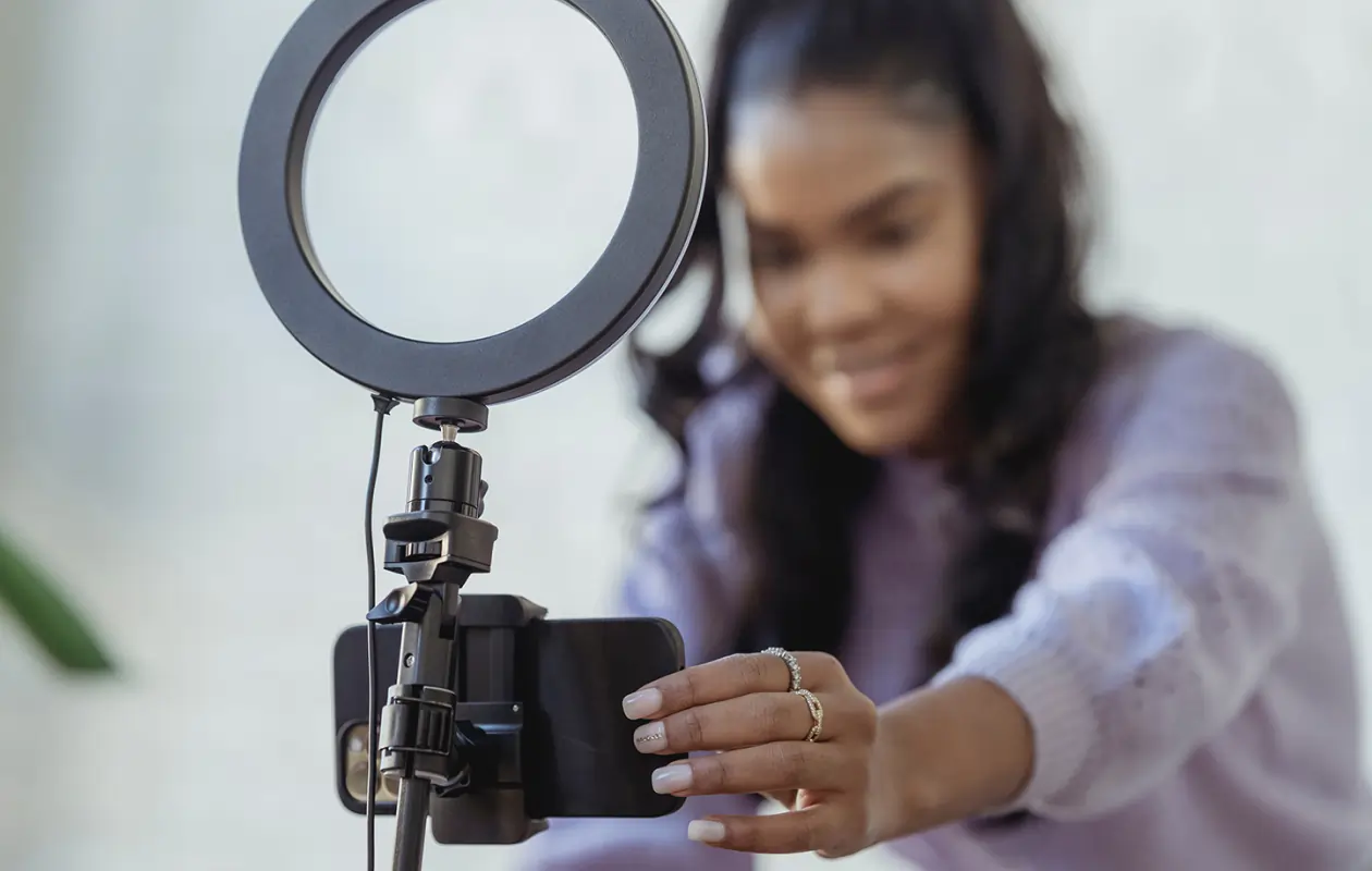 Best Buzzsprout Alternatives for Podcast Hosting in 2026 & Webinar Cost Breakdown