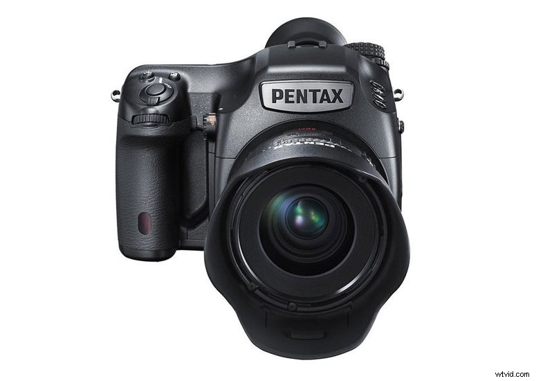 Pentax 645Z: 51.4‑MP Medium‑Format Camera with Advanced CMOS, Video, and a $10K Budget System