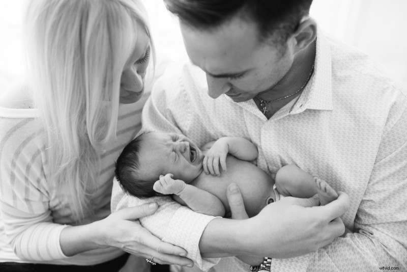 Master Natural Light Photography for In‑Home Sessions