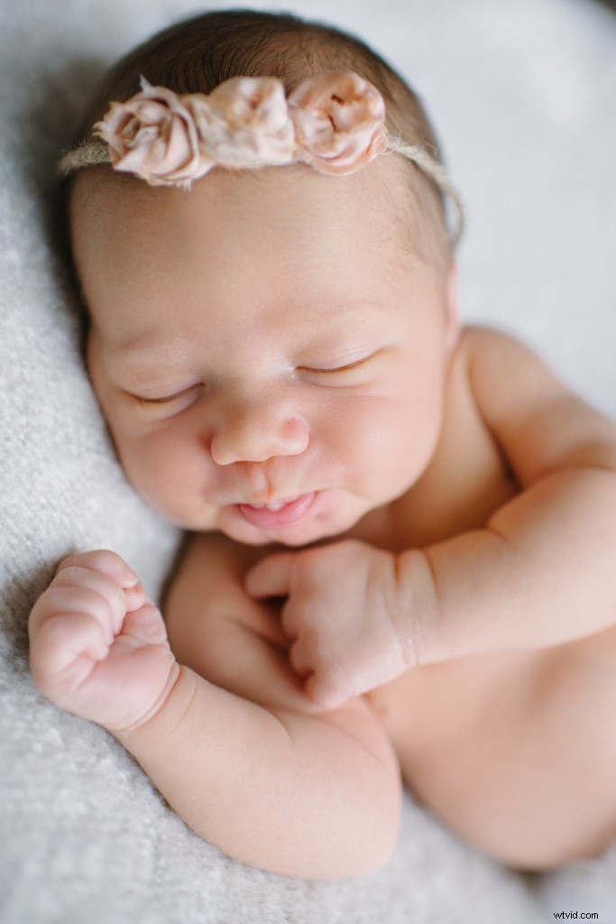 Master Natural Light Photography for In‑Home Sessions
