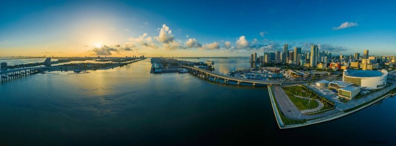 The Definitive Guide to Photo Stitching Software for Stunning Panoramas