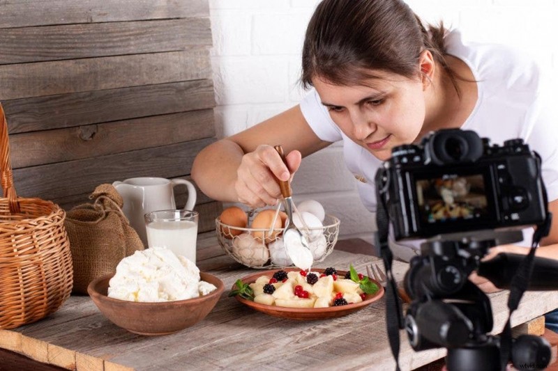 Mirrorless vs DSLR in 2025: Which System Reigns Supreme?