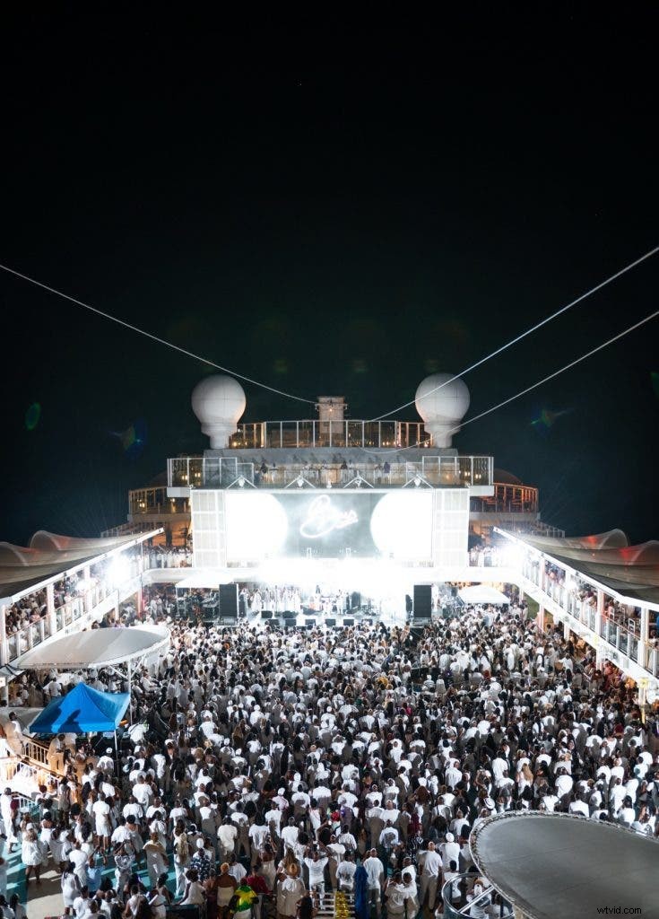 Mastering Nighttime Crowd Photography on Cruise Ship Decks with Flashpoint Speedlights