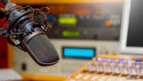 Crafting a Winning Radio Spot: Scripts, Word Counts & Proven Examples