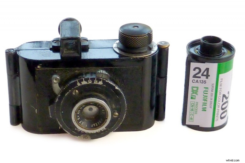 The Classic Boltavit I: A Compact German Film Camera from 1935